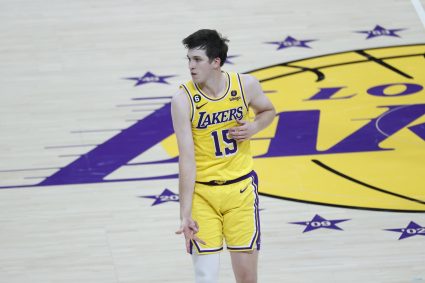 Hu Ji: The Lakers have room to bring Reeves/Russell back to supplement the inside line with the basic salary of the two veterans