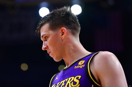 Team note: it is expected that after the opening of the free market, the Lakers will immediately give Reeves a 4-year contract extension.