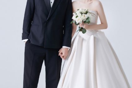 Raymond’s wife’s wedding photo: The long-awaited 7.3 wish happiness will always surround her