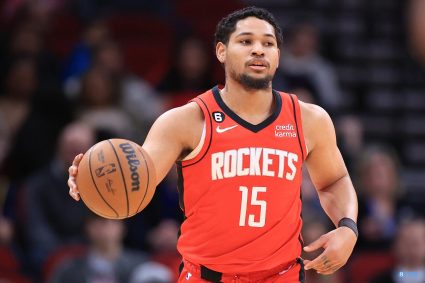 Team note: The Rockets laid off guard Dai Shen-Knicks