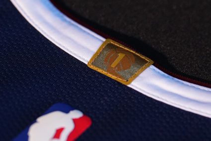 1! Gold digger official drying Jersey Update: The champion gold logo is woven on the collar!