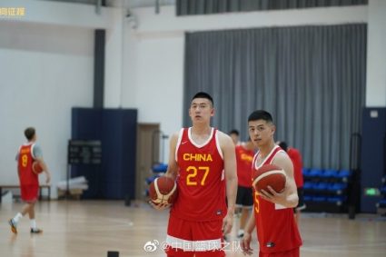 Chinese basketball team shows Chinese men’s basketball training photos: Training will continue to cheer for the next day