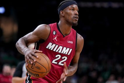 Butler scored 12 points in the third quarter, 6 shots and 5 shots. Other Heat players scored only 8 points in the 14 shots and 3 shots.